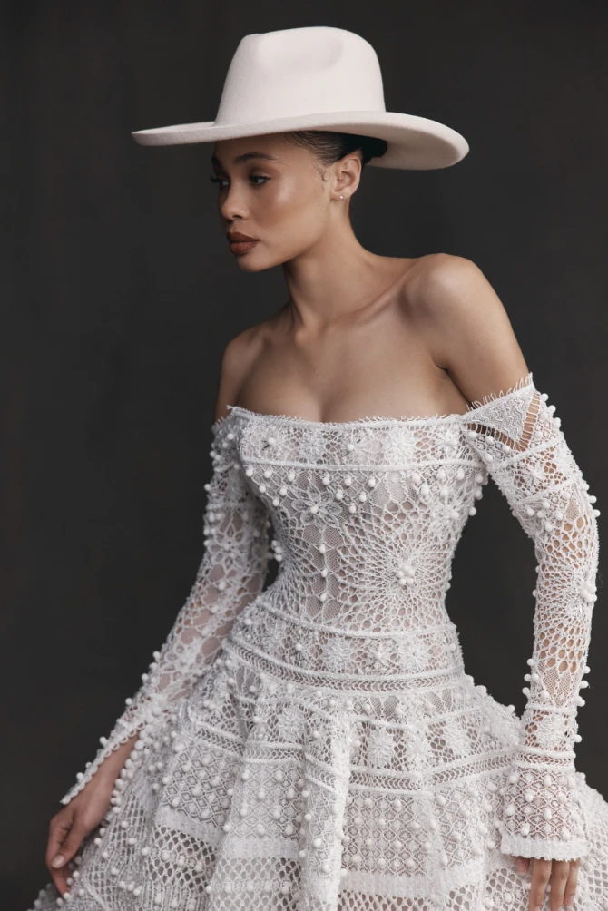 Leah Da Gloria Style #Carmen #1 thumbnail