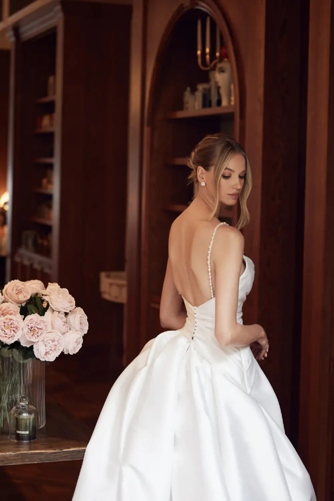 Pallas Couture Privee Style #Charman #1 thumbnail